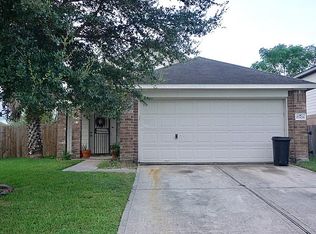 17926 Chisholm Trl, Houston, TX 77060