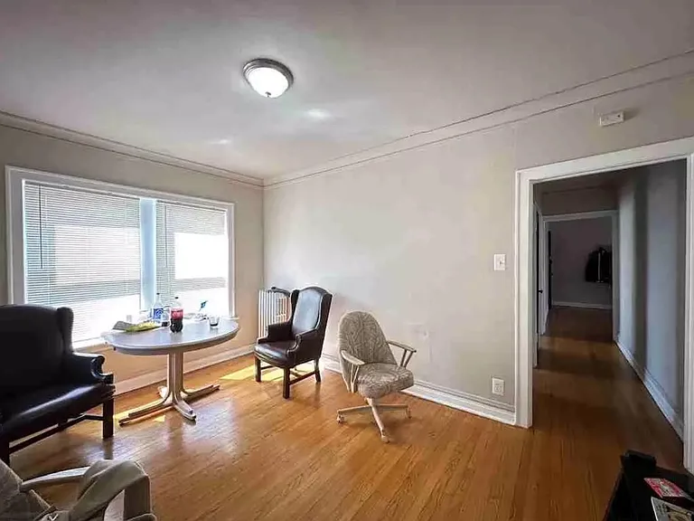 4257 W Addison St #3 — Photo 5