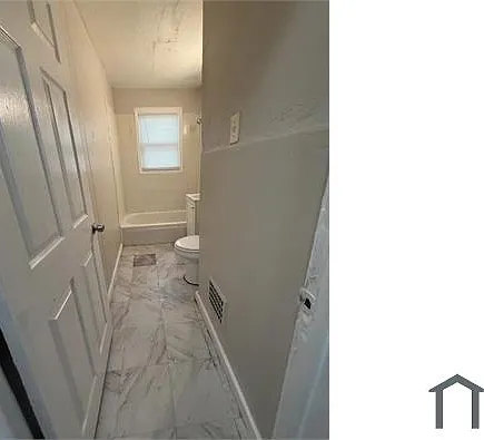 3 bed, $1,000 — Photo 2
