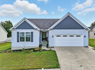 5239 Monroe Sq E, Barberton, OH 44203