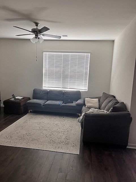 2nd image of 2115 Waycross Ln