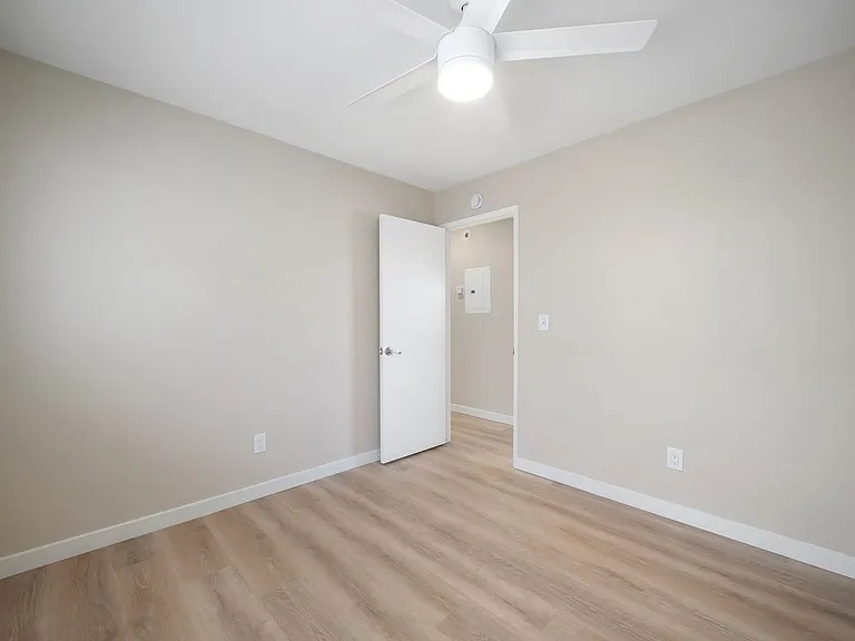 1345 Farroll Rd — Photo 3