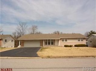 12311 Francine Dr, Saint Louis, MO