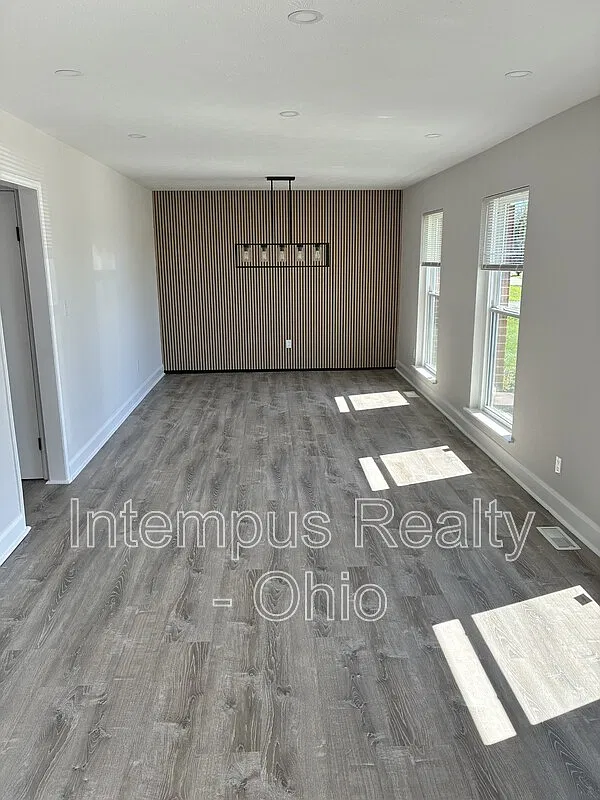 Westerville — Photo 4