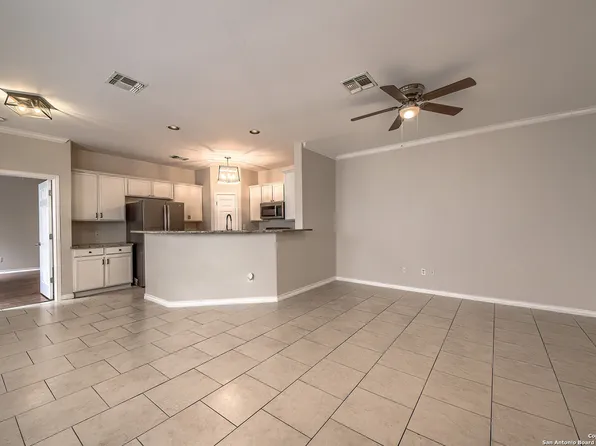 7053 TOURANT RD, San Antonio, TX 78240