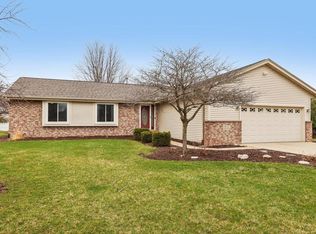 W232N7474 Highview DRIVE, Sussex, WI 53089