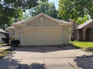 5204 Wolverton Ct, Garland, TX 75043