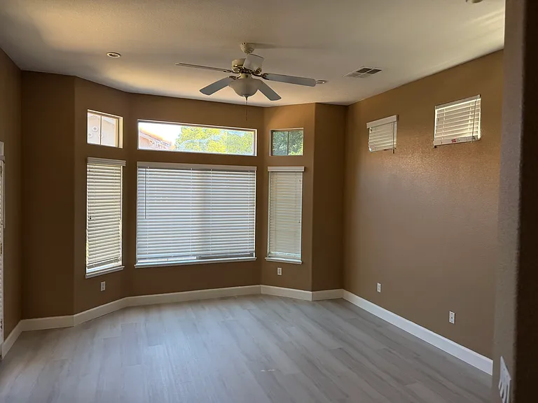 1245 Hillwood Loop — Photo 4