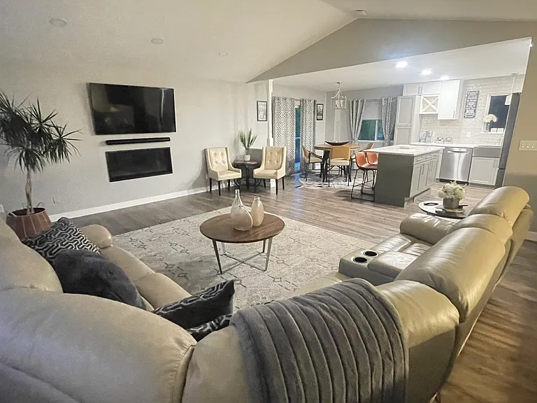 12122 Rolling Meadow Cir — Photo 14