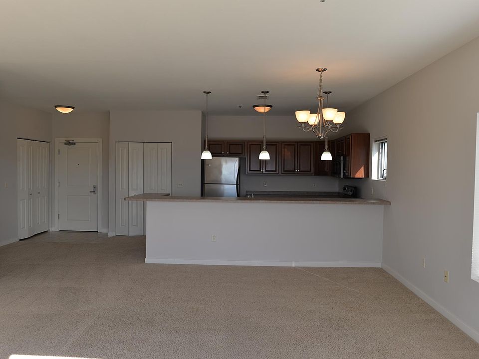 Large kitchen with open concept