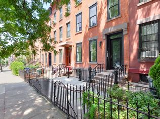147 16th St, Brooklyn, NY 11215