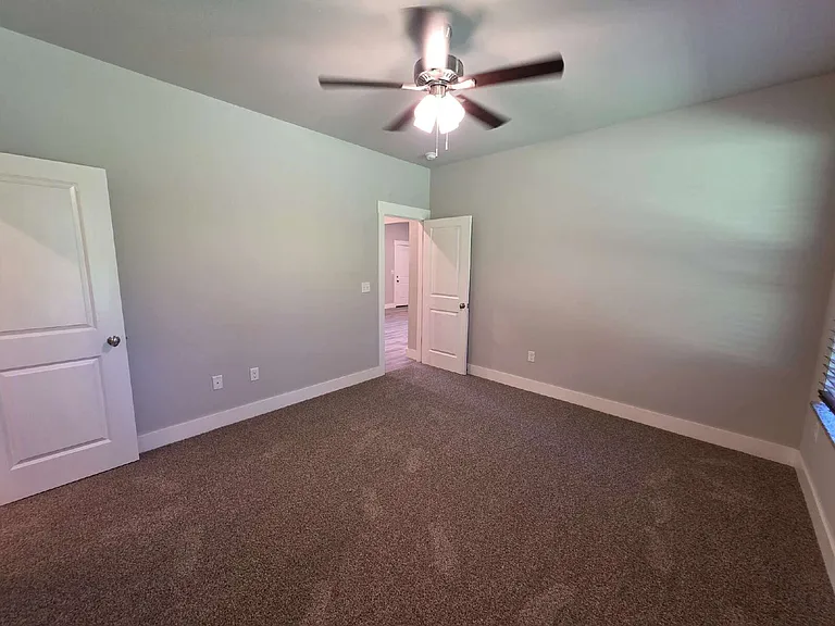 13 Lockhart Ln — Photo 7