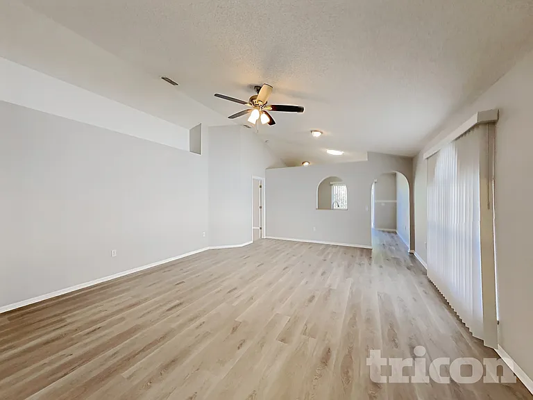 3460 Net Ct — Photo 2