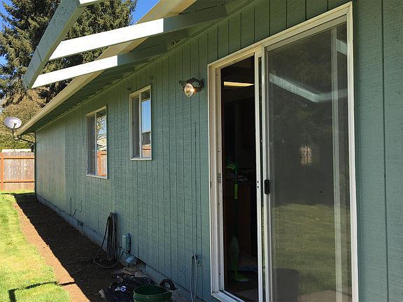 5th image of 8406 NE 140th Ct