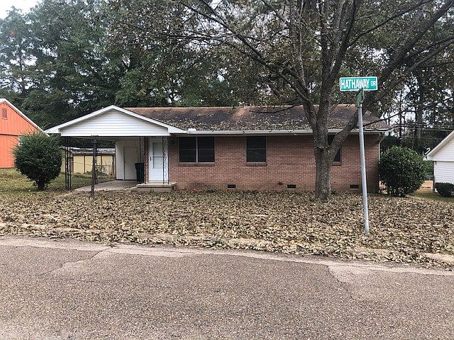 1st image of 301 Hathaway Dr