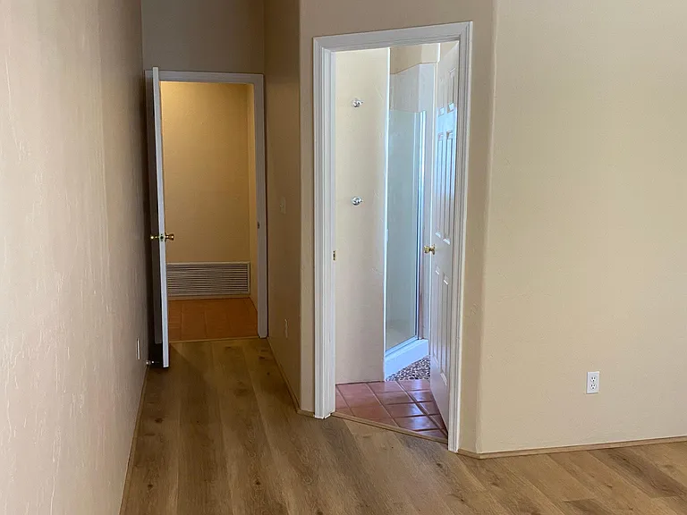 3041 E Loretta Dr — Photo 54