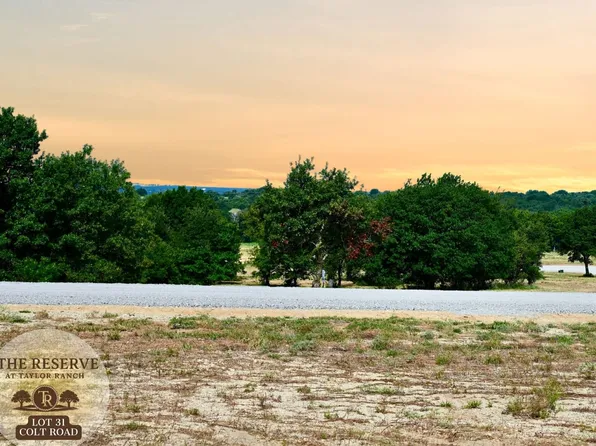 20 Colt Rd, Springtown, TX 76082