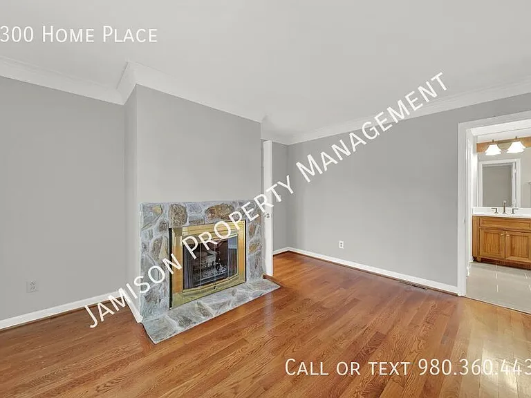 1300 Home Pl — Photo 16