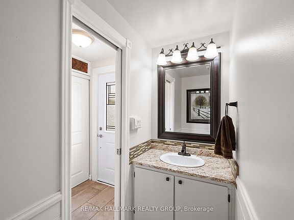 5th image of 1791 Lamoureux Dr