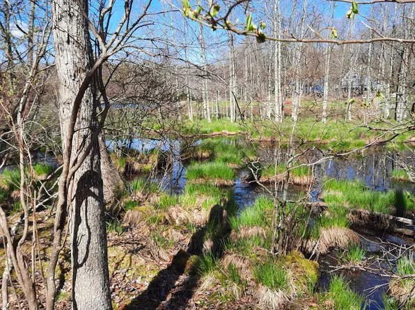 109 Inverness Ct, Milford, PA 18337