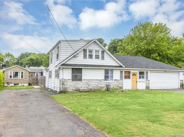 44 Prentice Street, Plainville, CT 06062