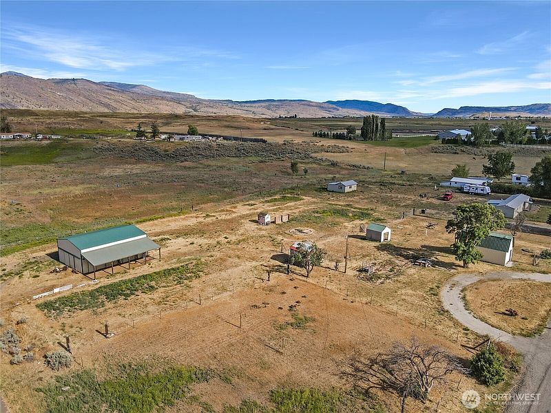 2nd image of 232 Greenacres Road