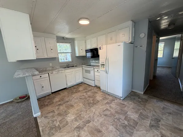 711 Birch Lane, 711 Birch Ln Trailer 12, Billings, MT 59105