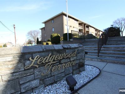 462 Liberty St APT 202, Little Ferry, NJ, 07643