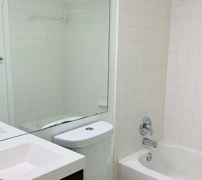 20520 Strath Haven Dr — Photo 9