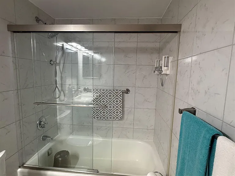 32 Abbey Ln #207 — Photo 13