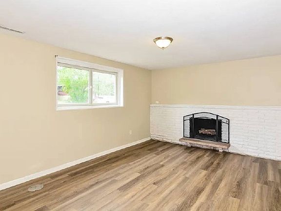 4th image of 80088 Colorado Ave N