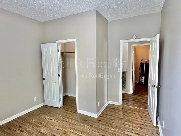 1520 Hogan Rd — Photo 23