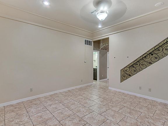 4th image of 4118 Skyline Ave