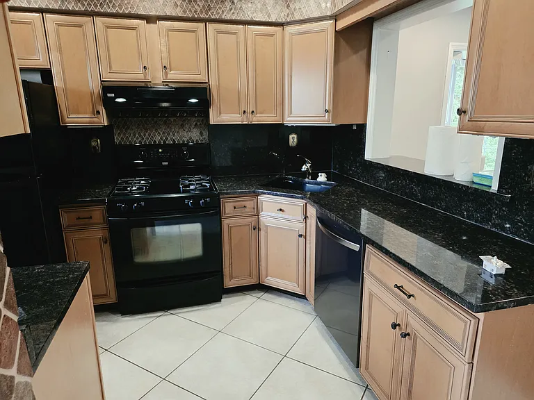 17 Palm Ct — Photo 4