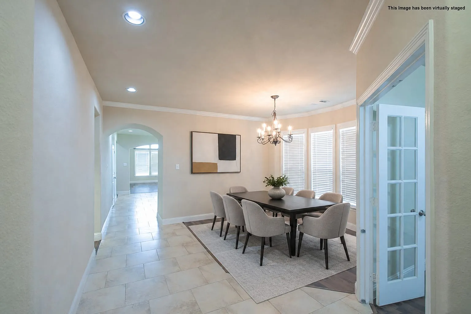 3 bed, 1852 sqft, $2,275 — Photo 3
