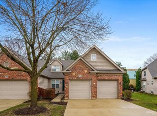 1265 Oakleaf Ct, Aurora, IL 60506