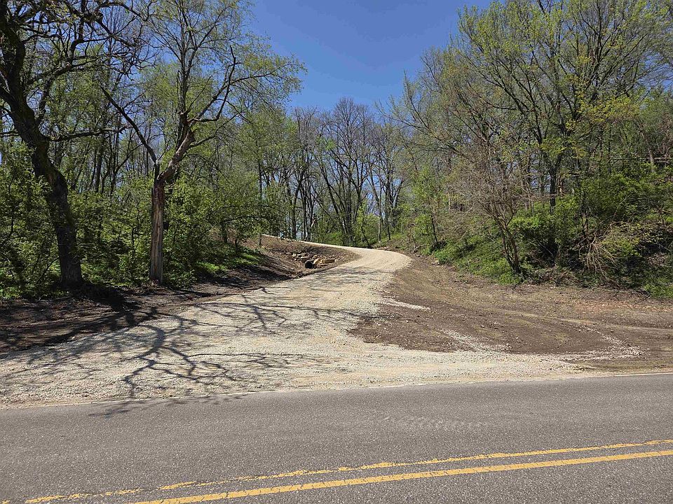 1st image of County Rd W