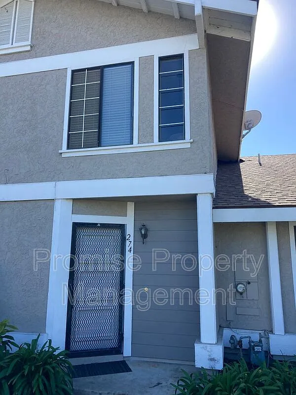 3 bed, 2.0 bath, 1464 sqft, $3,695 — Photo 1