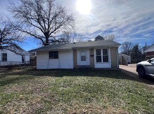 8908 Saint Louis Ave, Saint Louis, MO 63114