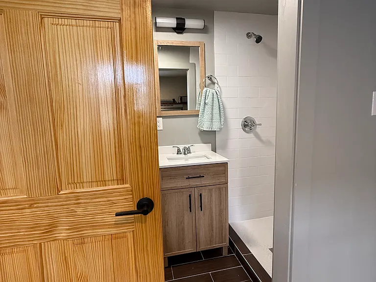 1808 Moss St #A — Photo 5