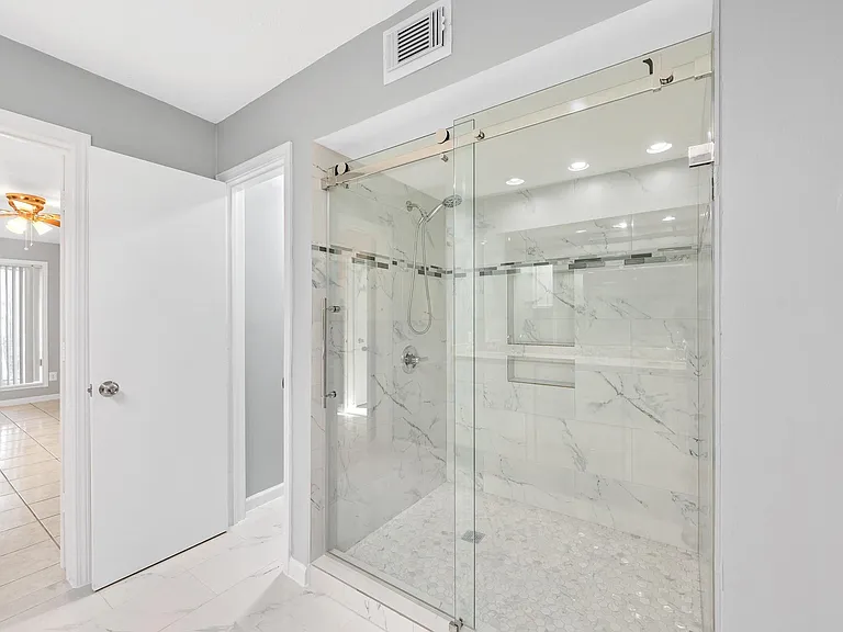 1363 Westgreen Blvd — Photo 31