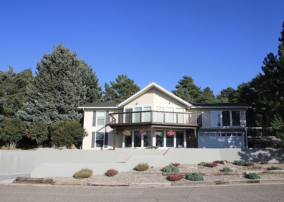 1st image of 11625 S Pinehurst Dr