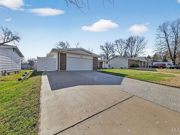 4th image of 616 Norma Dr