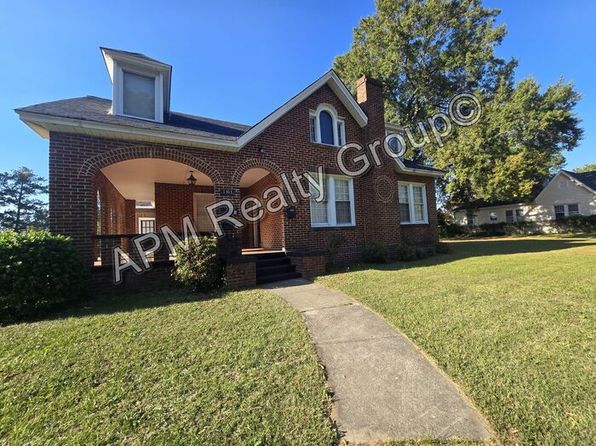 1101 Edgefield St