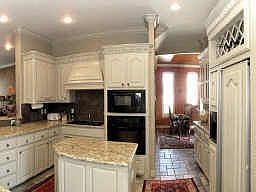 5th image of 2469 Bedford Cir