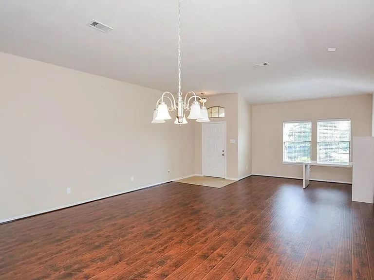 24318 Cornell Park Ln — Photo 6