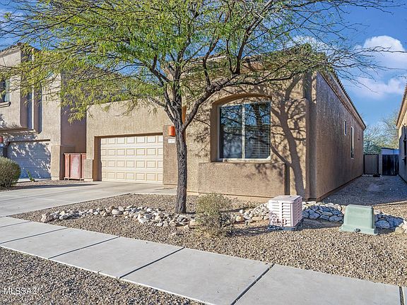 2nd image of 5531 N Quiet Dream Ave