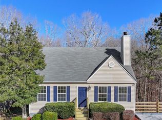 6238 Grand Fox Cir, Flowery Branch, GA 30542