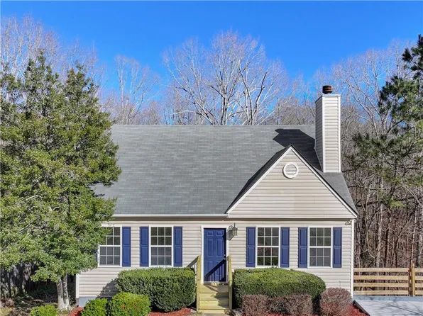 6238 Grand Fox Cir, Flowery Branch, GA 30542