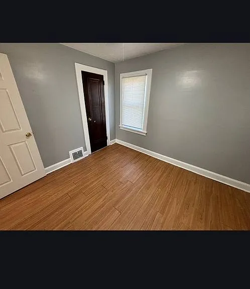 1506 Larchmont Rd — Photo 23